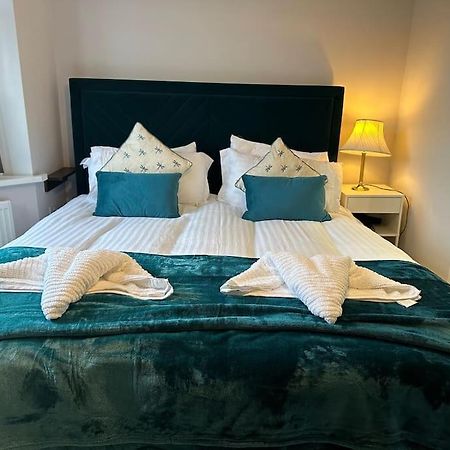 Adam'S Place, Watford Wd17 2Py Villa Екстериор снимка