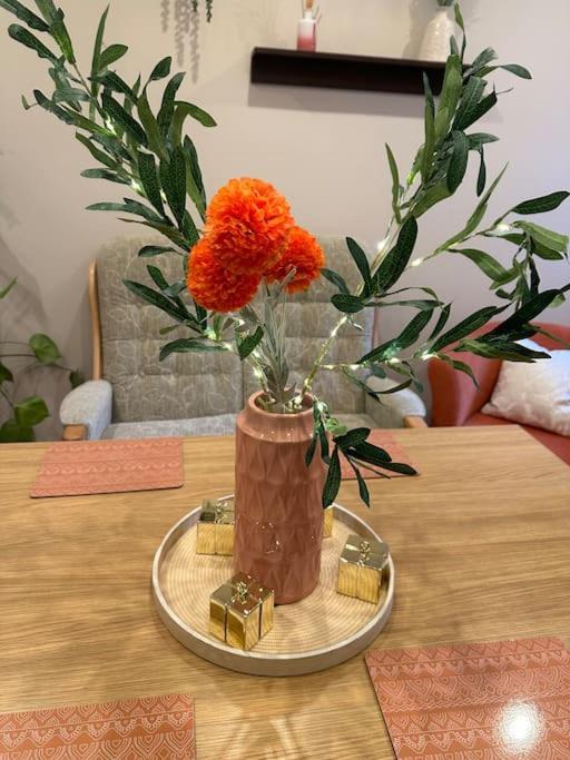 Adam'S Place, Watford Wd17 2Py Villa Екстериор снимка