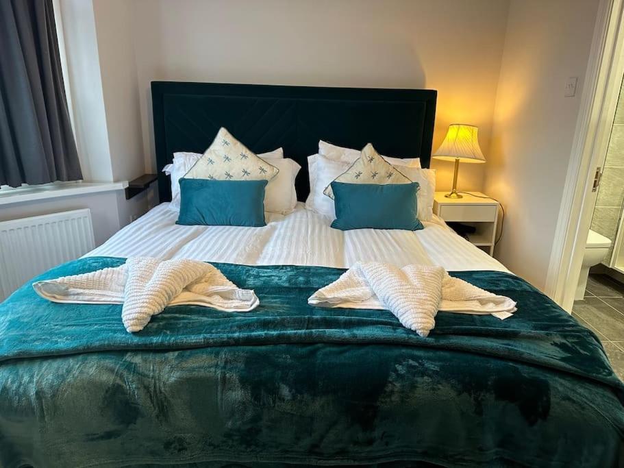 Adam'S Place, Watford Wd17 2Py Villa Екстериор снимка